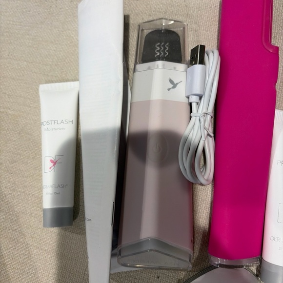 dermaflash dermapore pore extractoe and serum infuser new - Picture 9 of 15